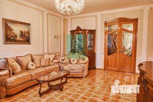 5-к квартира, вторичка, 157м2, 3/3 этаж