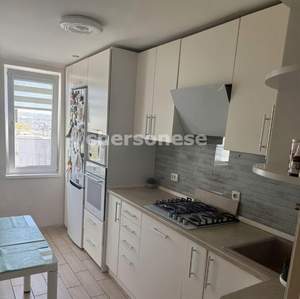 2-к квартира, вторичка, 56м2, 8/9 этаж