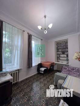 2-к квартира, вторичка, 52м2, 1/3 этаж