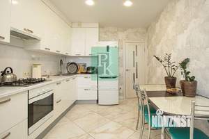 2-к квартира, вторичка, 66м2, 3/10 этаж