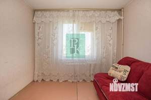 3-к квартира, вторичка, 74м2, 9/9 этаж