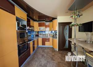 3-к квартира, вторичка, 74м2, 10/17 этаж