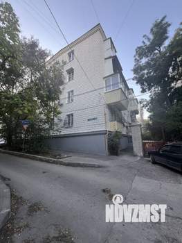 2-к квартира, вторичка, 40м2, 1/4 этаж