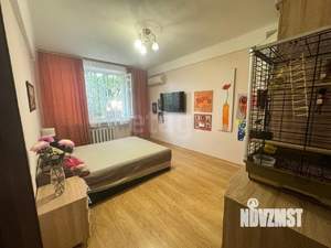 3-к квартира, вторичка, 61м2, 1/5 этаж