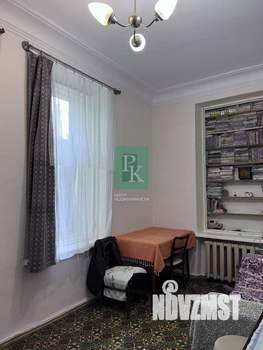 2-к квартира, вторичка, 52м2, 1/3 этаж
