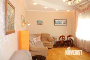 2-к квартира, вторичка, 70м2, 4/4 этаж