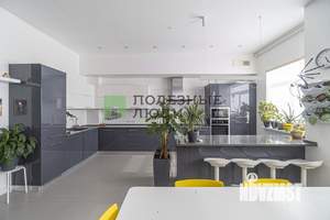 4-к квартира, вторичка, 182м2, 11/11 этаж