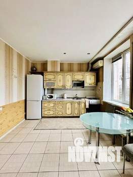 3-к квартира, вторичка, 79м2, 1/2 этаж