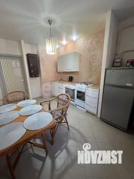 2-к квартира, вторичка, 67м2, 1/10 этаж