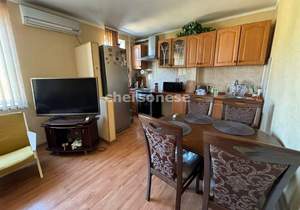 3-к квартира, вторичка, 81м2, 2/5 этаж