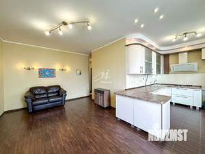 3-к квартира, вторичка, 138м2, 3/5 этаж