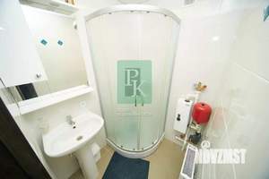 2-к квартира, вторичка, 42м2, 1/2 этаж