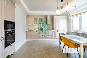 4-к квартира, вторичка, 116м2, 9/10 этаж