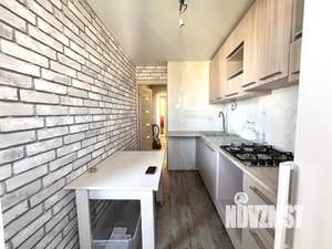 2-к квартира, вторичка, 61м2, 9/9 этаж