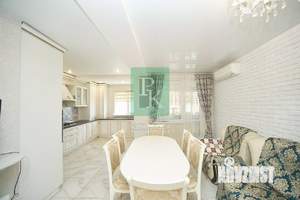 4-к квартира, вторичка, 121м2, 1/5 этаж