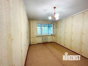 2-к квартира, вторичка, 50м2, 1/5 этаж