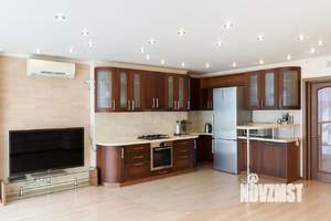 2-к квартира, вторичка, 109м2, 9/10 этаж