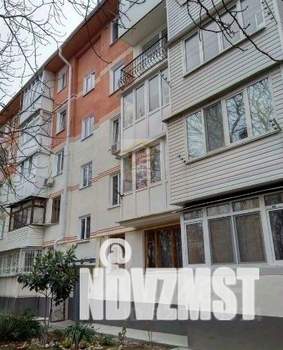 2-к квартира, вторичка, 42м2, 5/5 этаж