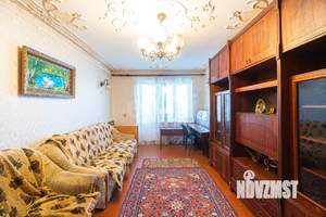 3-к квартира, вторичка, 66м2, 2/2 этаж