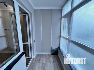 2-к квартира, вторичка, 64м2, 1/9 этаж