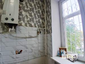 2-к квартира, вторичка, 48м2, 1/3 этаж