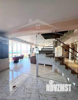4-к квартира, вторичка, 160м2, 9/10 этаж