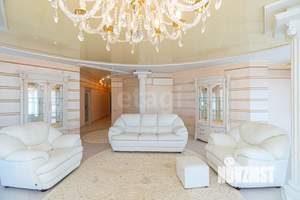 3-к квартира, вторичка, 120м2, 6/10 этаж