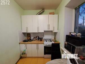 3-к квартира, вторичка, 74м2, 1/2 этаж