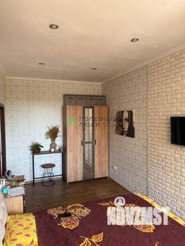 3-к квартира, вторичка, 77м2, 2/2 этаж