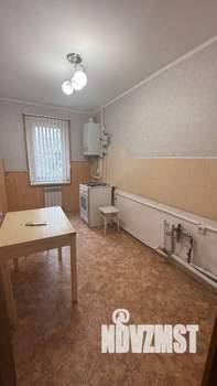 2-к квартира, вторичка, 52м2, 1/9 этаж