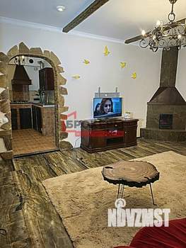 3-к квартира, вторичка, 86м2, 1/2 этаж