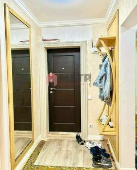 2-к квартира, вторичка, 64м2, 1/10 этаж