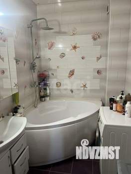2-к квартира, вторичка, 56м2, 1/10 этаж