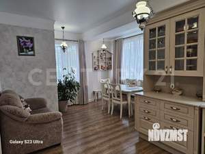 4-к квартира, вторичка, 150м2, 1/5 этаж