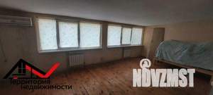 3-к квартира, вторичка, 100м2, 1/5 этаж
