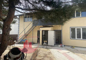 2-к квартира, вторичка, 54м2, 2/2 этаж