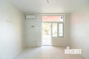 Студия квартира, вторичка, 20м2, 1/1 этаж