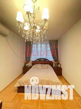 6-к квартира, вторичка, 180м2, 2/3 этаж