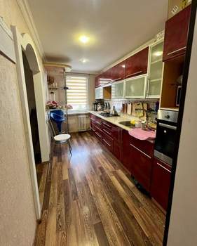 2-к квартира, вторичка, 56м2, 9/9 этаж