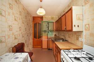 3-к квартира, вторичка, 74м2, 9/9 этаж