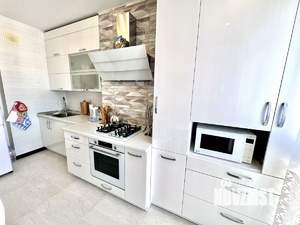 2-к квартира, вторичка, 56м2, 5/5 этаж