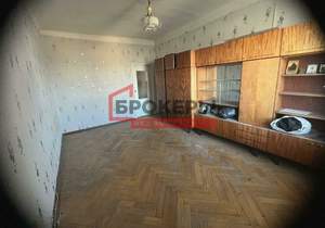 2-к квартира, вторичка, 37м2, 4/4 этаж