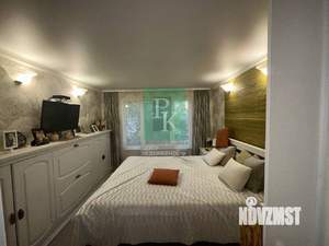 2-к квартира, вторичка, 60м2, 1/5 этаж