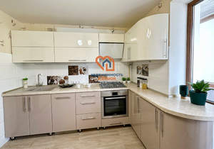 2-к квартира, вторичка, 58м2, 5/5 этаж