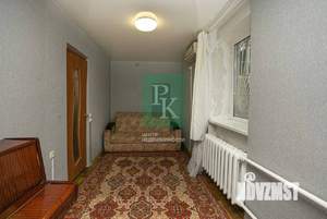 2-к квартира, вторичка, 43м2, 1/5 этаж