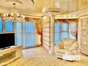 3-к квартира, вторичка, 120м2, 6/10 этаж