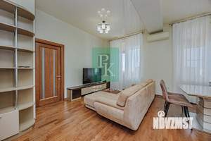 2-к квартира, вторичка, 70м2, 3/5 этаж