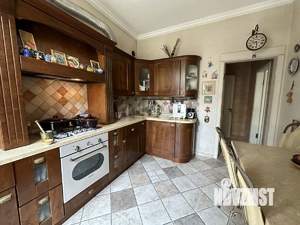 4-к квартира, вторичка, 97м2, 1/2 этаж