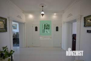 4-к квартира, вторичка, 121м2, 3/8 этаж