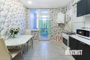 1-к квартира, вторичка, 40м2, 1/10 этаж